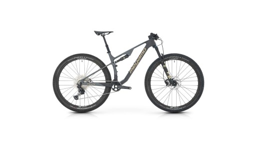 Megamo 29" Track R100 2025 Manillar Megamo integrado carbono